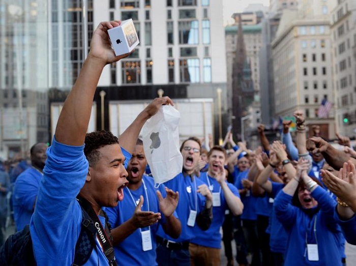 Il Marketing Esperienziale: Sense Feel Think Act Relate